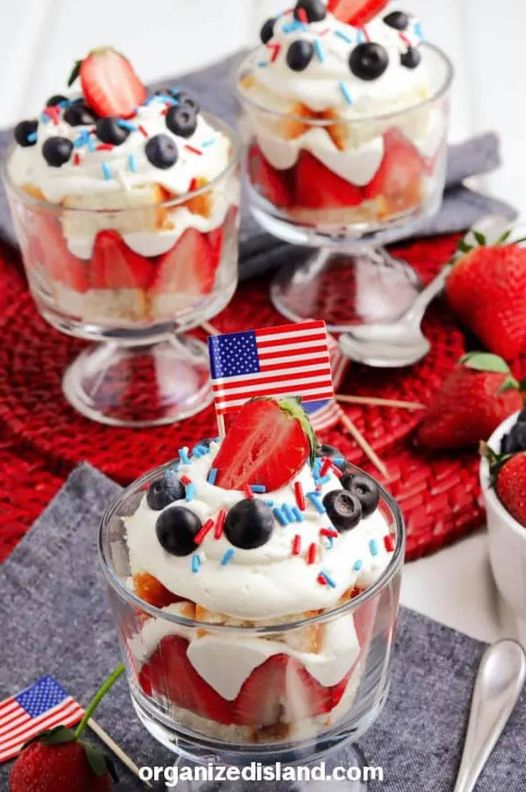 Red White and Blue Trifle by Organized Island - Weekend Potluck 484